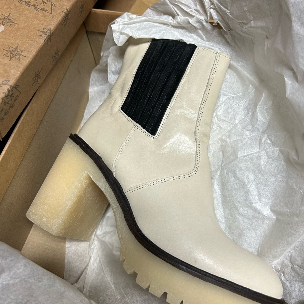 Free People Cream Heeled Boots - Picture 2 of 5